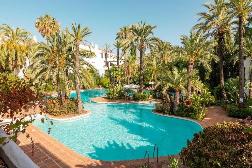 Luxurious Beachside In The Heart Of Puente Romano Marbella
