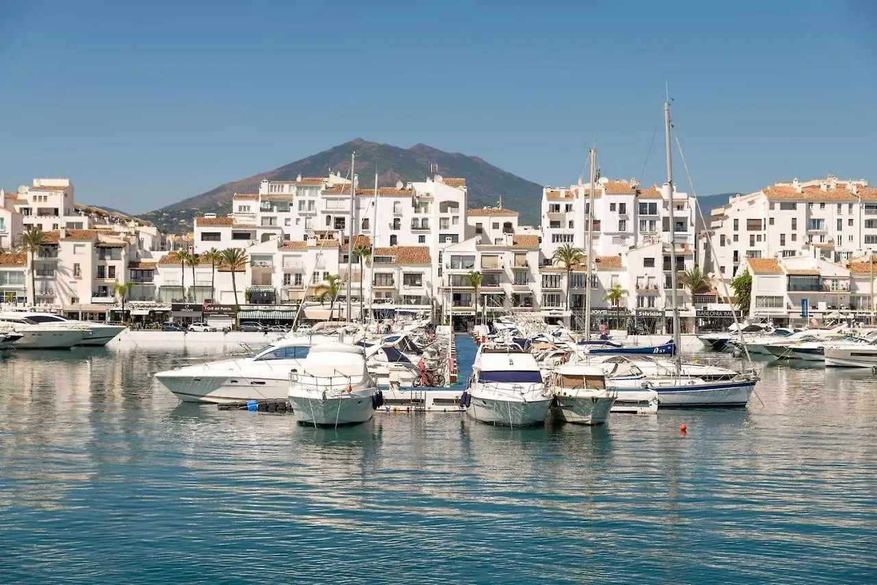 Apartment Luxurious Beachside In The Heart Of Puente Romano Marbella