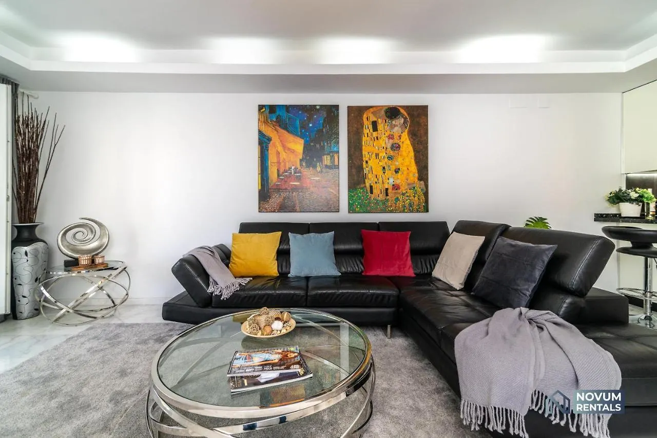 Luxurious Beachside In The Heart Of Puente Romano Marbella Apartment